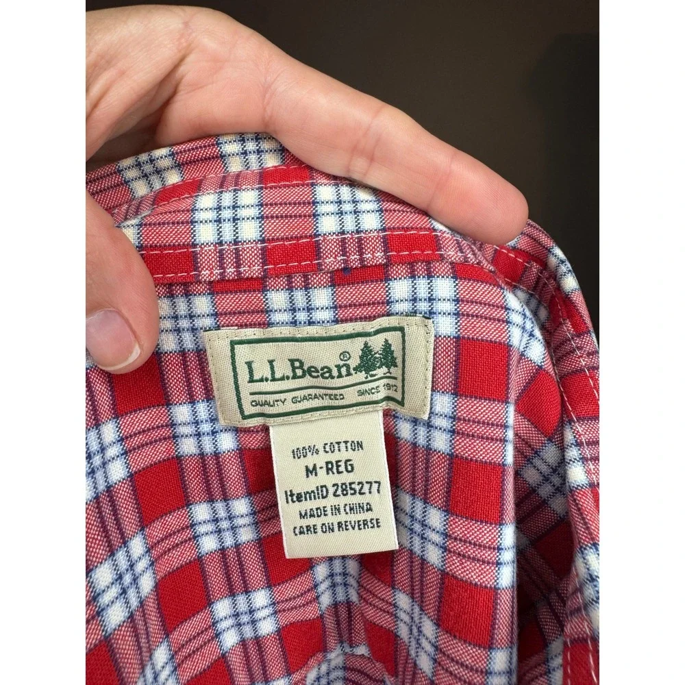 LL Bean Plaid Button Front Shirt Mens Medium Red Blue Cotton